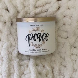 Bath and Body Works Peace Candle